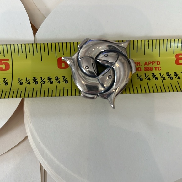 James Avery Sterling silver retired 3 fishes pin brooch - Picture 7 of 7